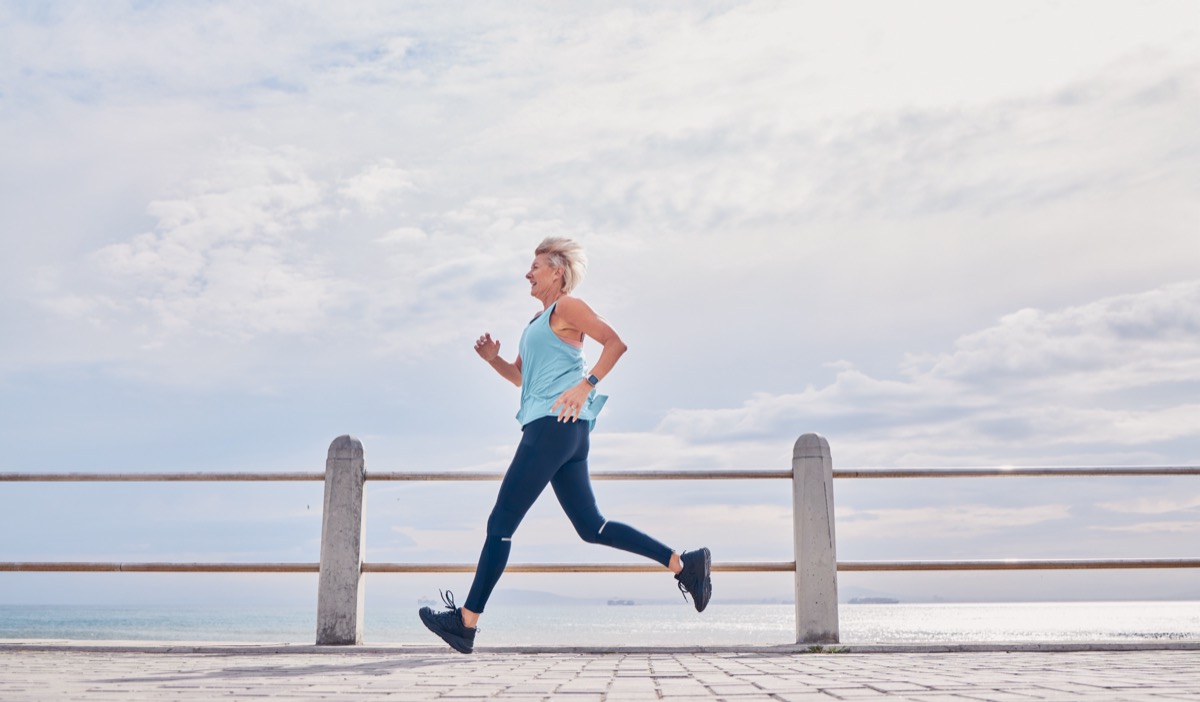 Female runner - pelvic floor PT for athletes in Edina, MN